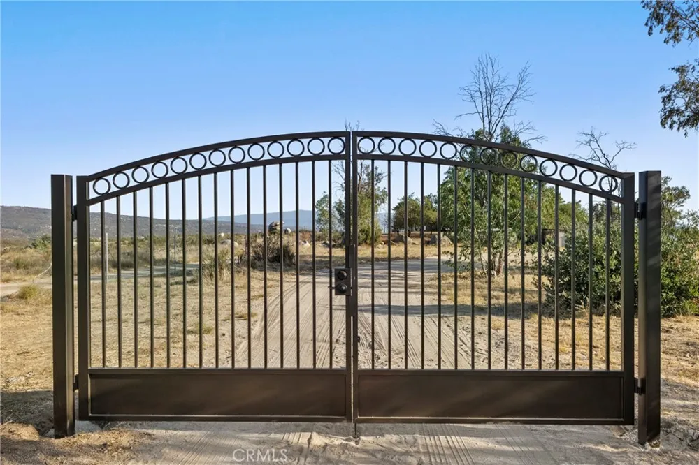 32305 Red Mountain Hemet, CA 92544