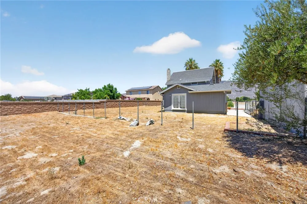1424 De Anza San Jacinto, CA 92582