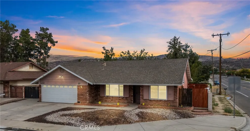41763 Lomas Hemet, CA 92544