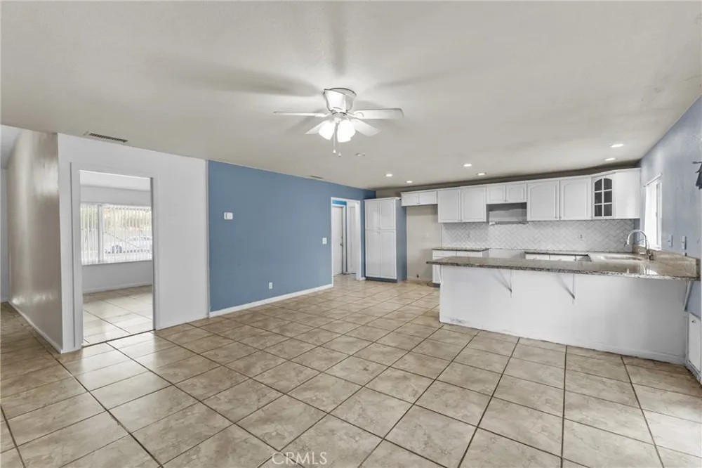 41763 Lomas Hemet, CA 92544