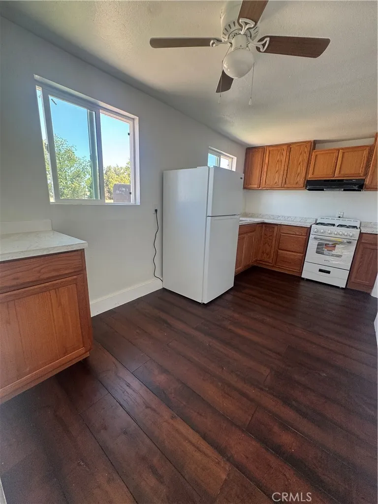 690 Perris Boulevard #C Perris, CA 92571
