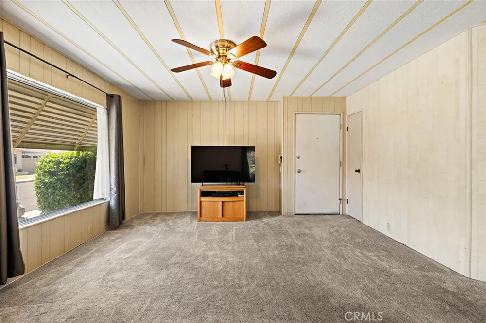 1430 Vista Grande Hemet, CA 92543