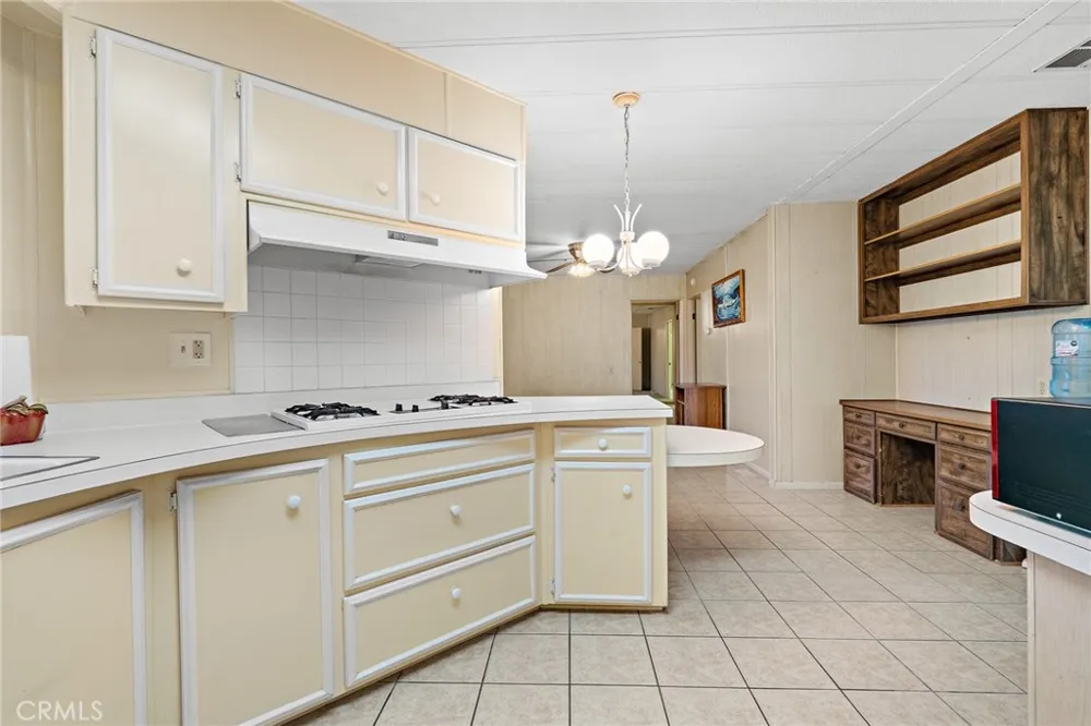1430 Vista Grande Hemet, CA 92543