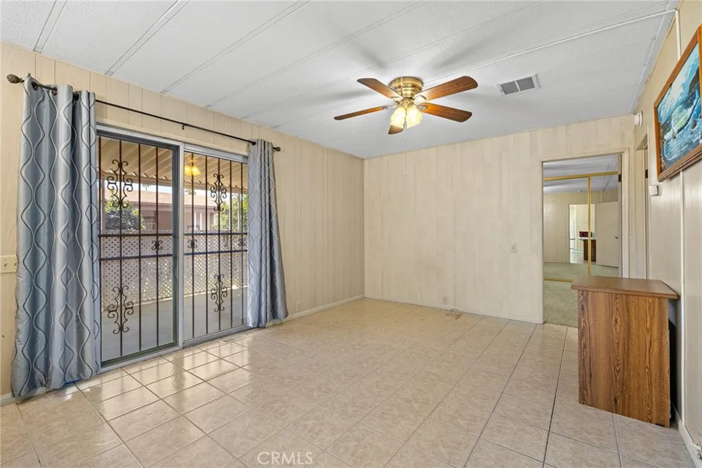 1430 Vista Grande Hemet, CA 92543