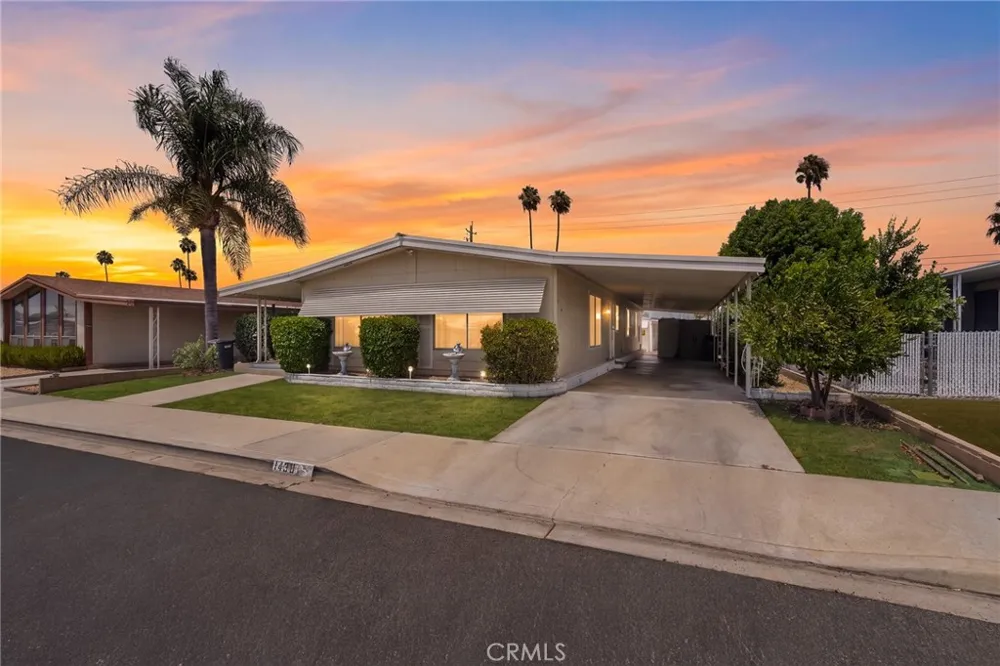 1430 Vista Grande Hemet, CA 92543
