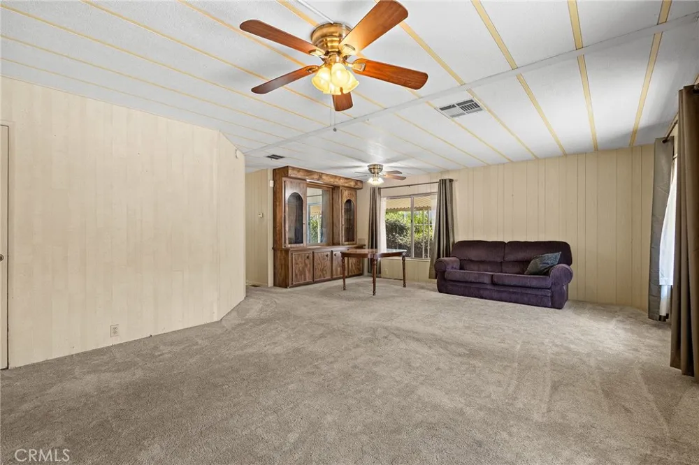 1430 Vista Grande Hemet, CA 92543