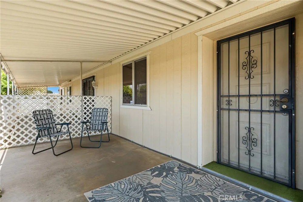 1430 Vista Grande Hemet, CA 92543