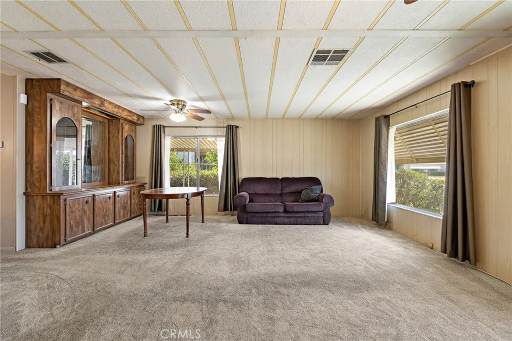 1430 Vista Grande Hemet, CA 92543
