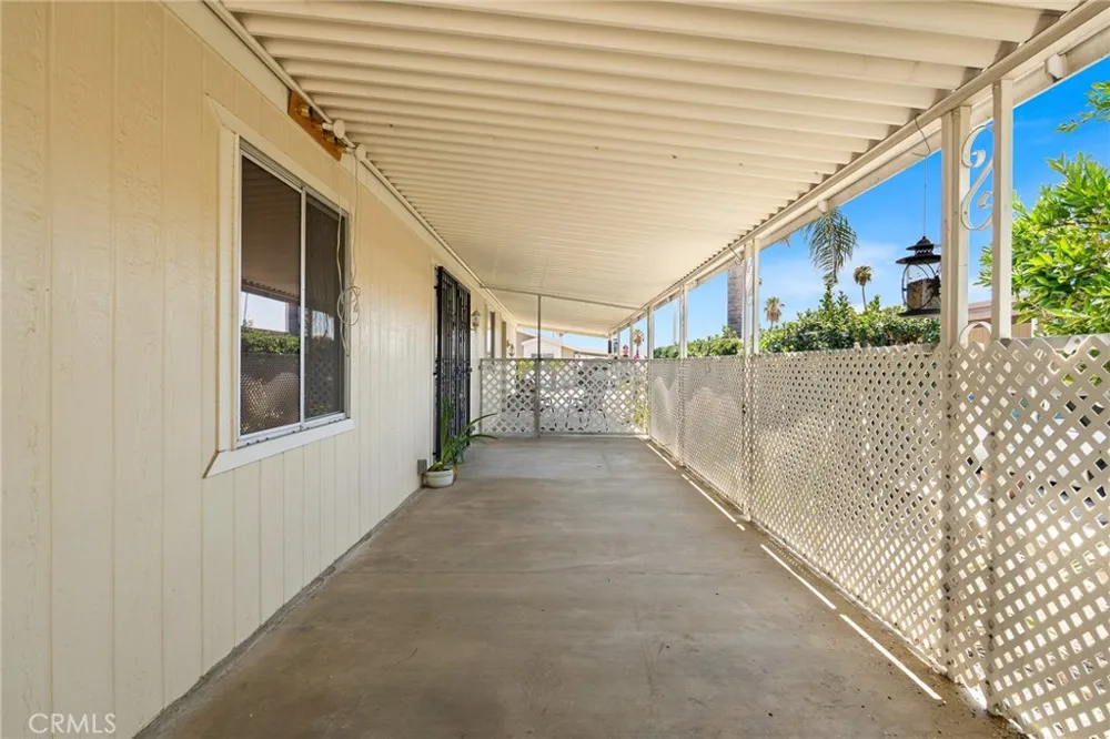 1430 Vista Grande Hemet, CA 92543