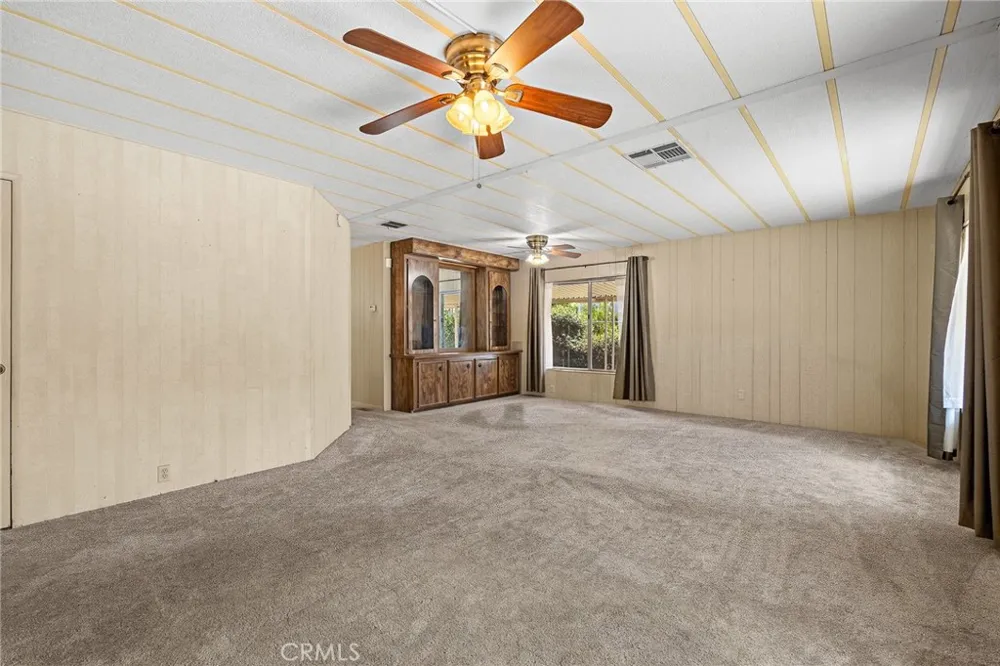 1430 Vista Grande Hemet, CA 92543