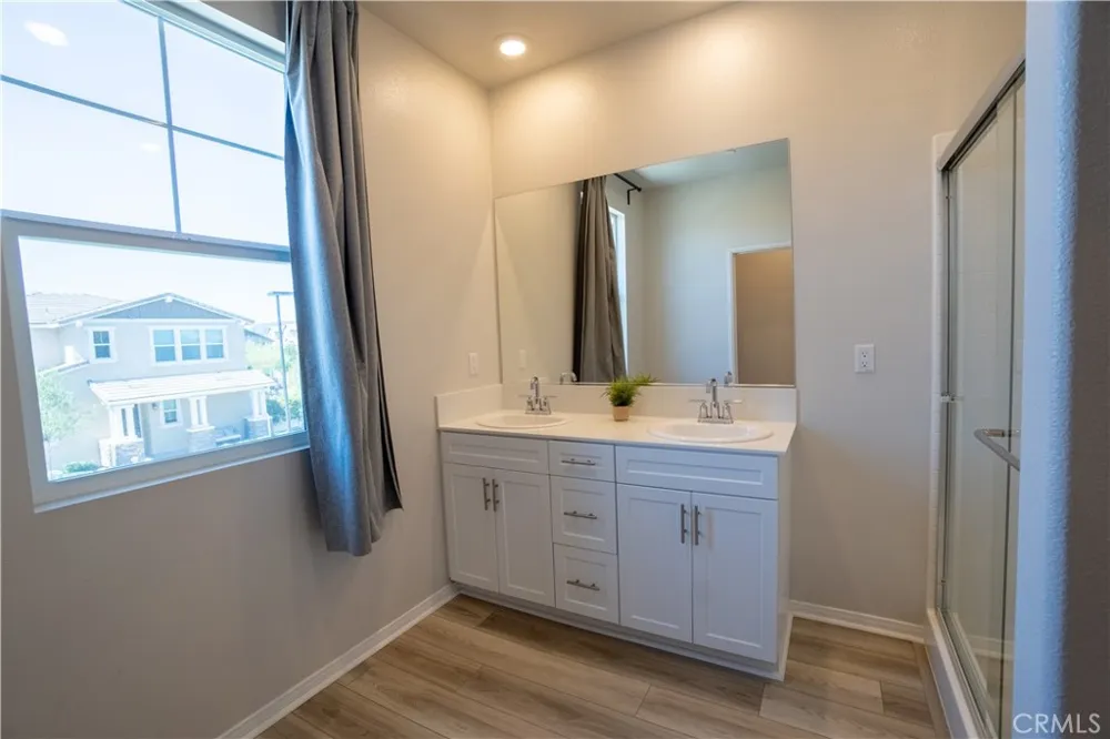 28228 Heirloom Temecula, CA 92591