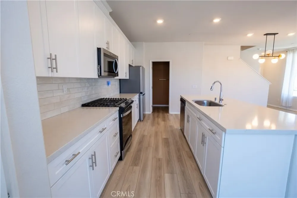 28228 Heirloom Temecula, CA 92591