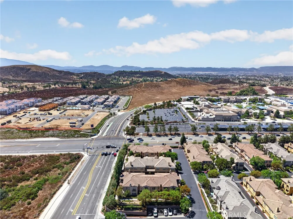 35960 Lindstrand Ave #4 Murrieta, CA 92563
