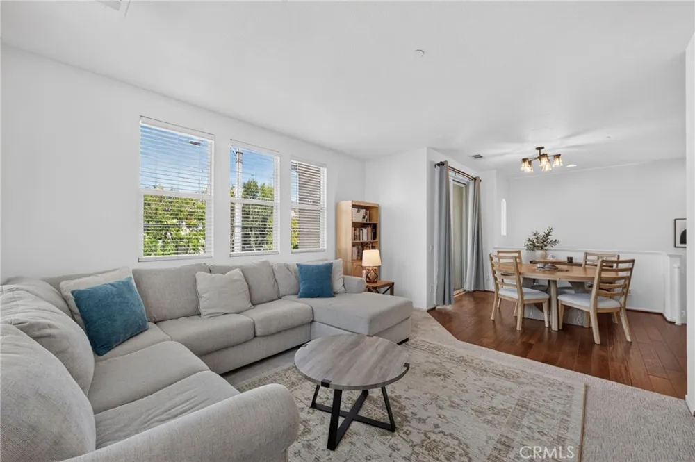 35960 Lindstrand Ave #4 Murrieta, CA 92563