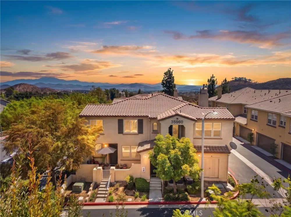 35960 Lindstrand Ave #4 Murrieta, CA 92563