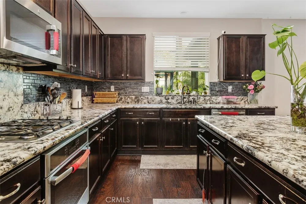 30532 Hollybrooke Lane Murrieta, CA 92563