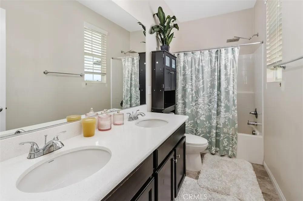 30532 Hollybrooke Lane Murrieta, CA 92563