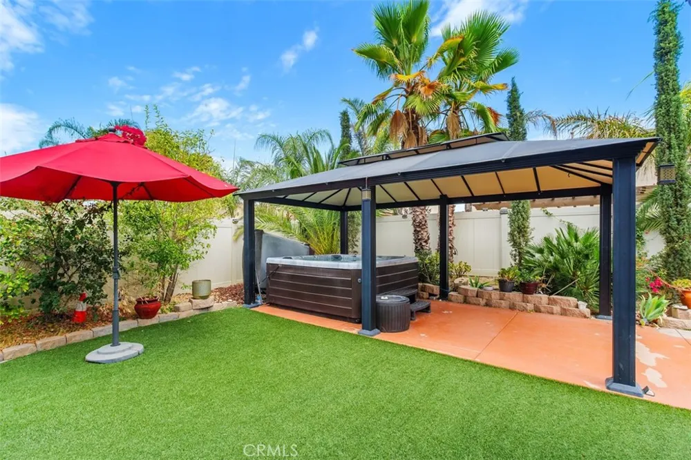 30532 Hollybrooke Lane Murrieta, CA 92563