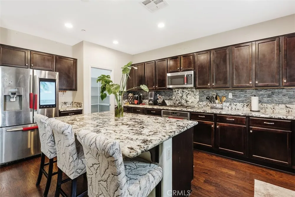 30532 Hollybrooke Lane Murrieta, CA 92563