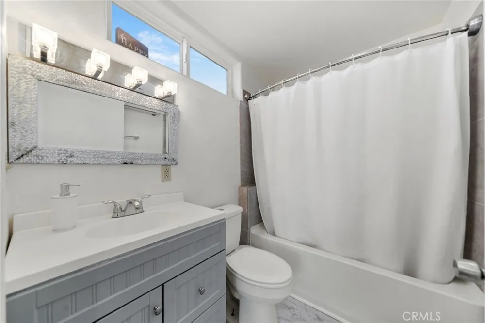 33275 Valerio Road Hemet, CA 92544