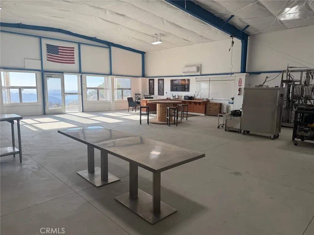 33275 Valerio Road Hemet, CA 92544