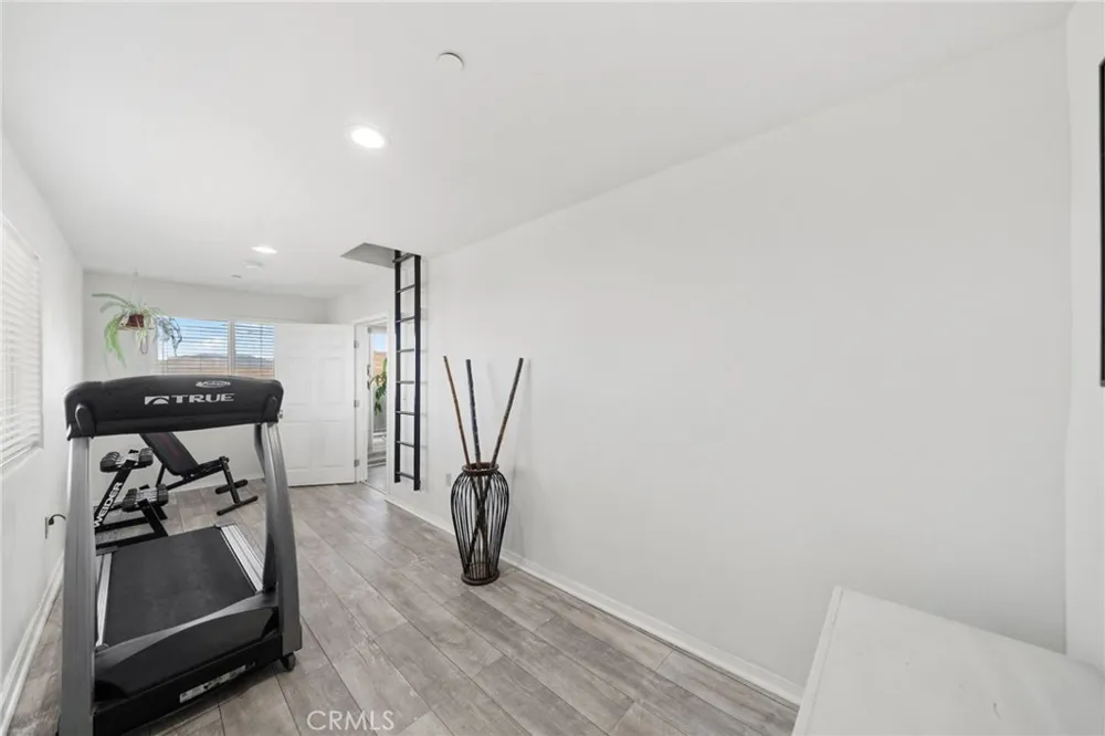 33275 Valerio Road Hemet, CA 92544
