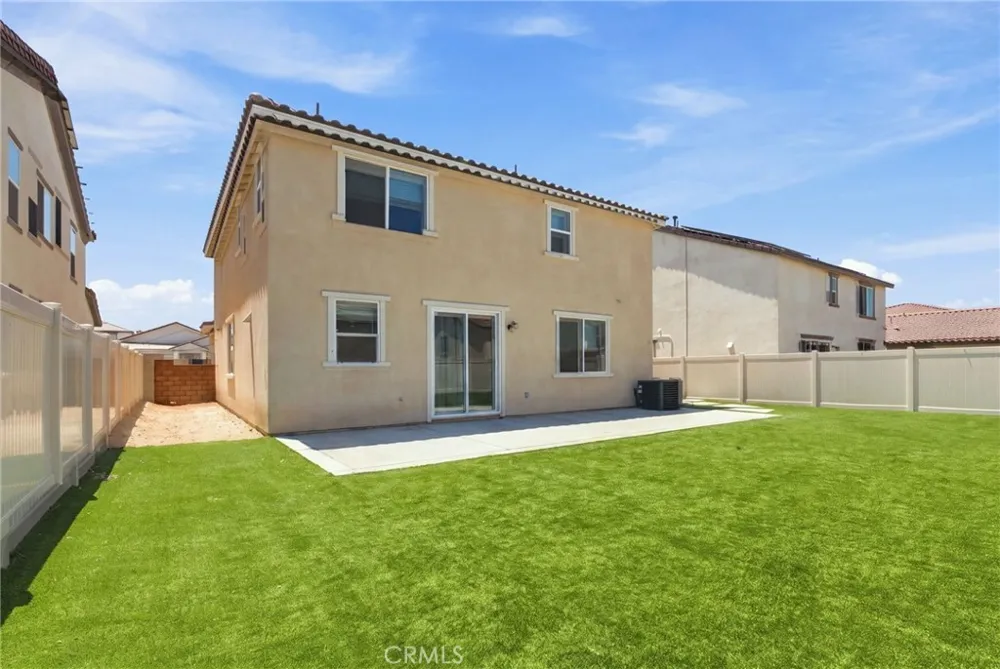 280 Berrybush Hemet, CA 92543