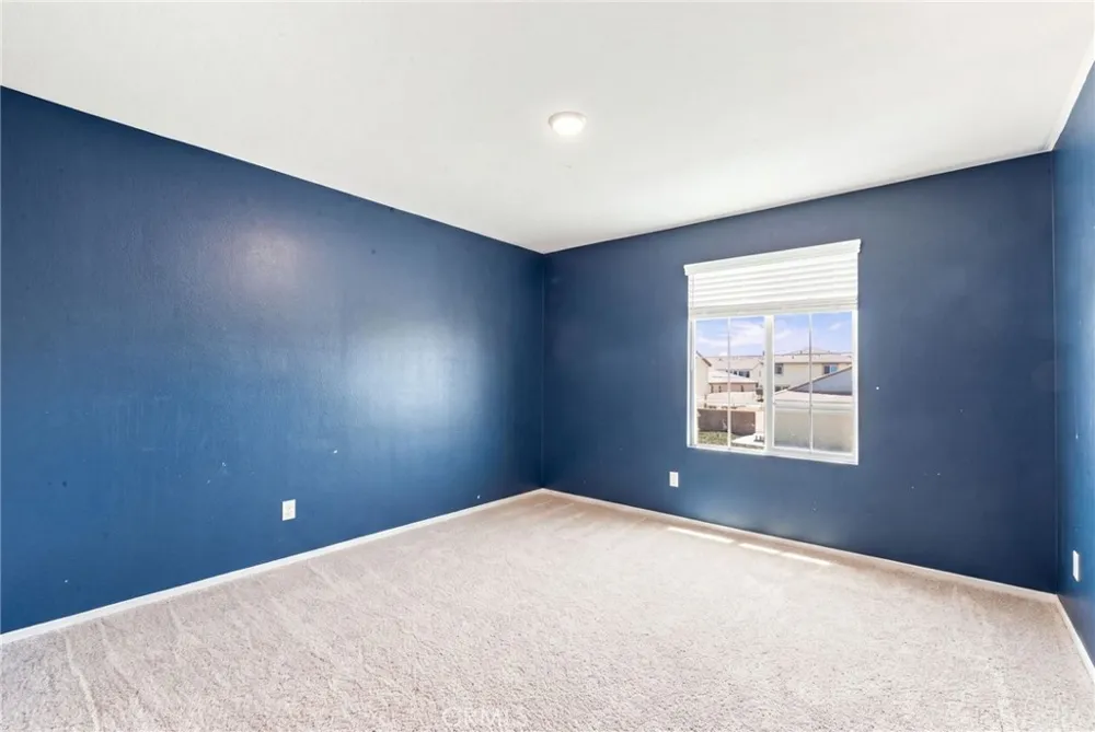 280 Berrybush Hemet, CA 92543