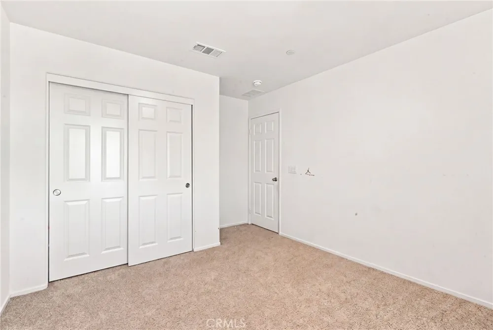 280 Berrybush Hemet, CA 92543
