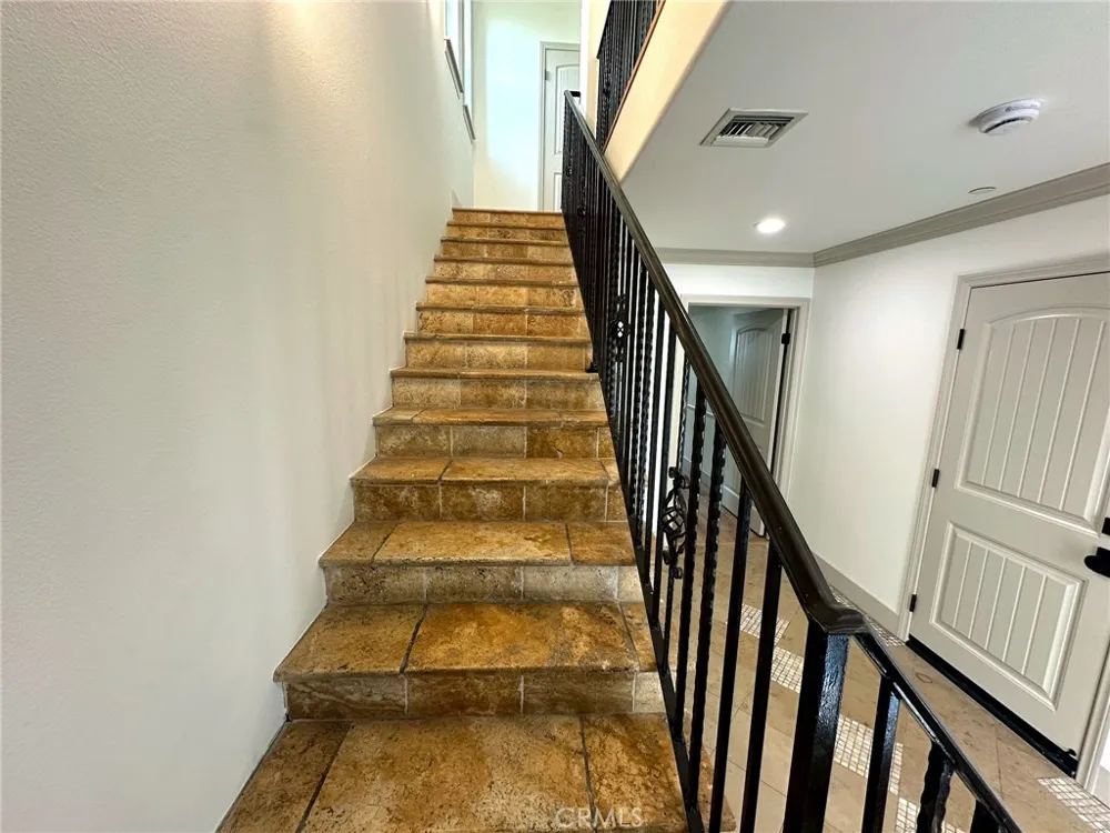 10121 W Amber Court Tujunga, CA 91042