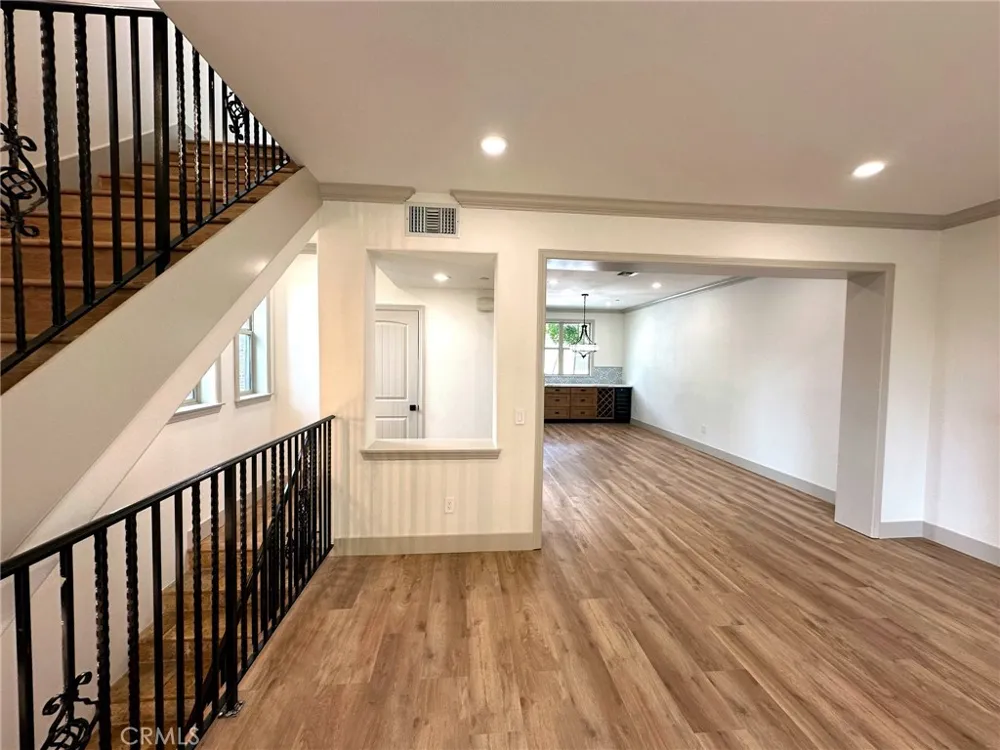10121 W Amber Court Tujunga, CA 91042