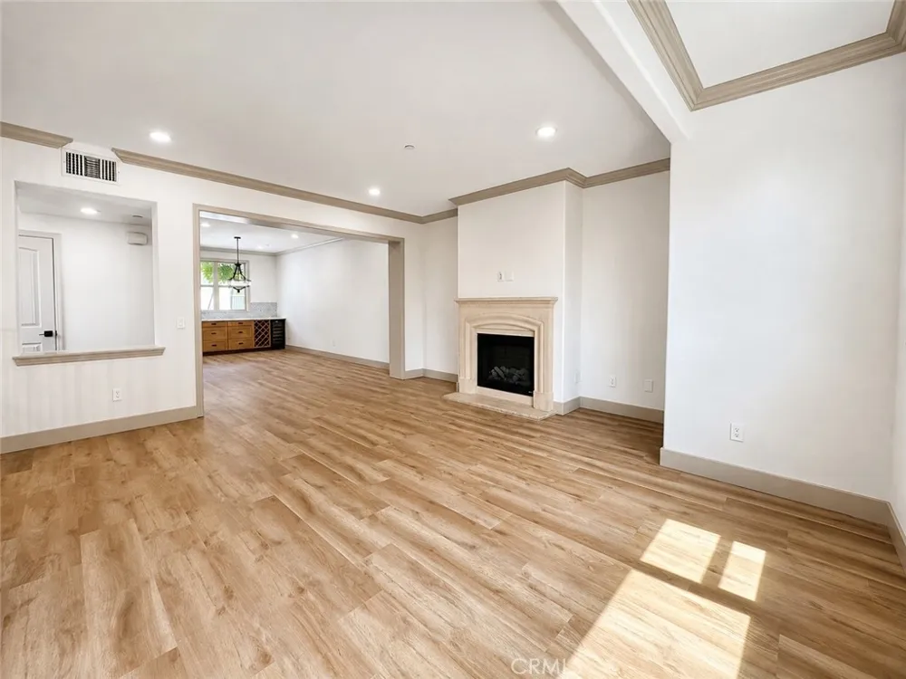 10121 W Amber Court Tujunga, CA 91042