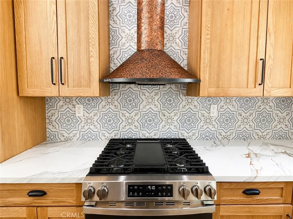 10121 W Amber Court Tujunga, CA 91042
