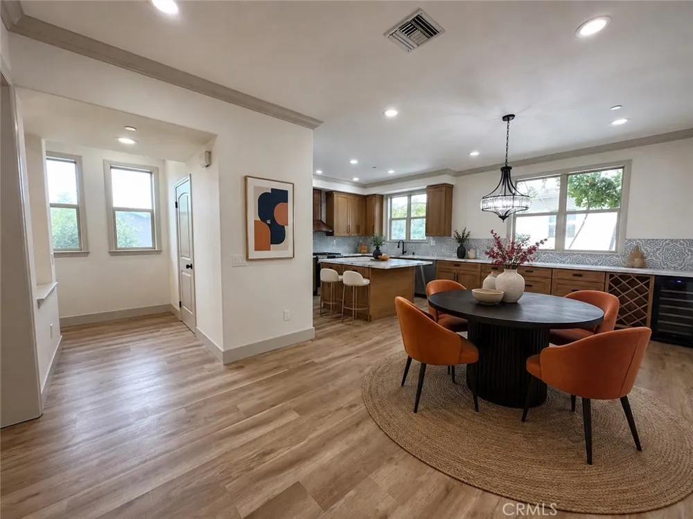 10121 W Amber Court Tujunga, CA 91042