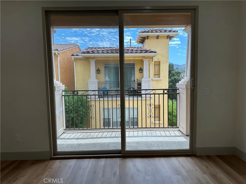 10121 W Amber Court Tujunga, CA 91042