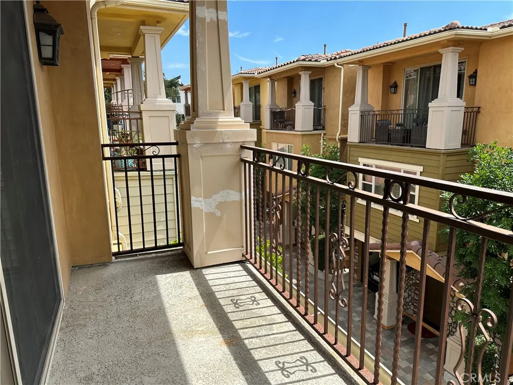 10121 W Amber Court Tujunga, CA 91042
