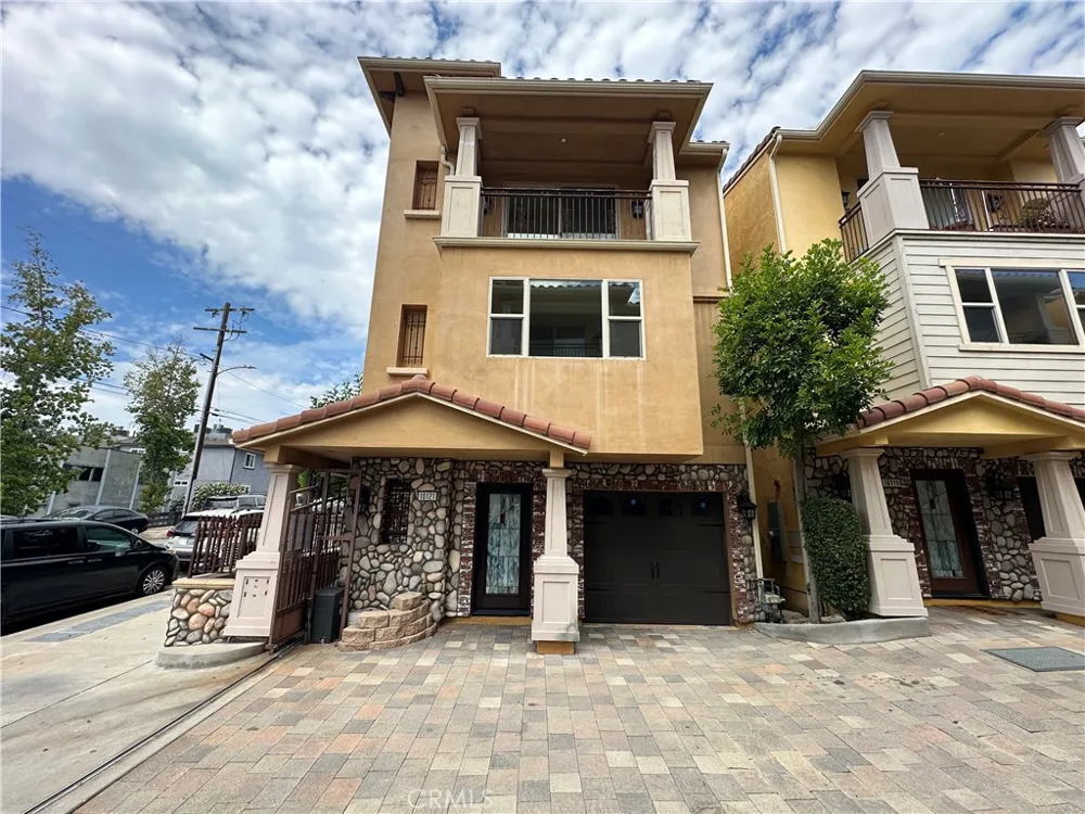 10121 W Amber Court Tujunga, CA 91042