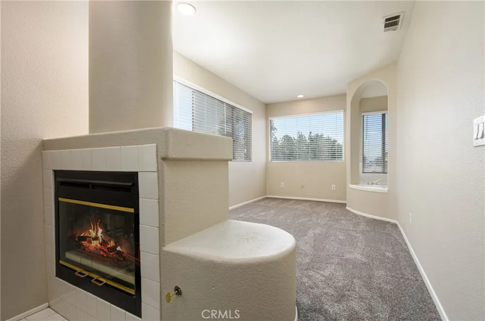 7241 Winterwood Highland, CA 92346