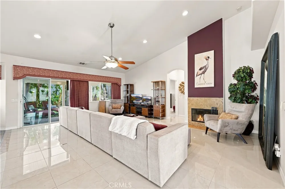 22330 Canyon Lake Dr S Canyon Lake, CA 92587