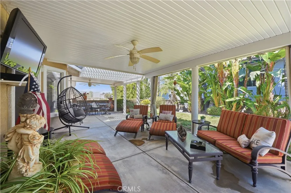 22330 Canyon Lake Dr S Canyon Lake, CA 92587