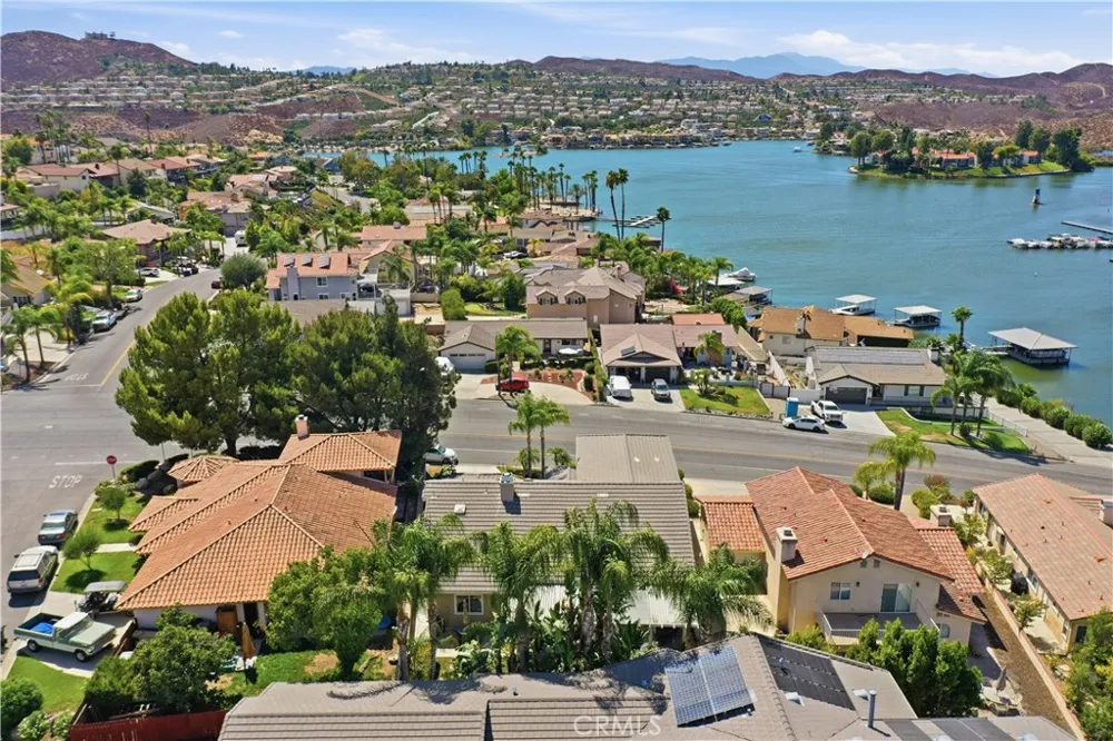 22330 Canyon Lake Dr S Canyon Lake, CA 92587