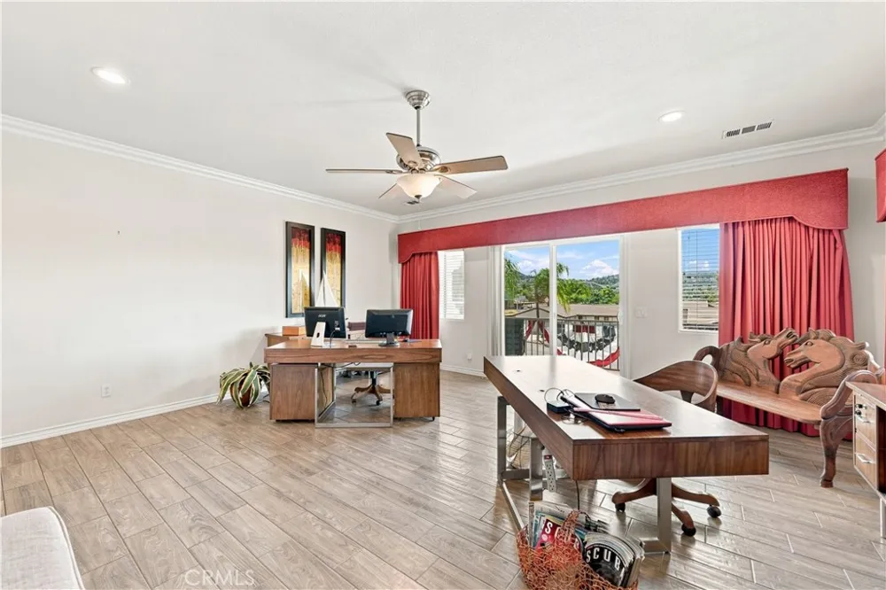 22330 Canyon Lake Dr S Canyon Lake, CA 92587