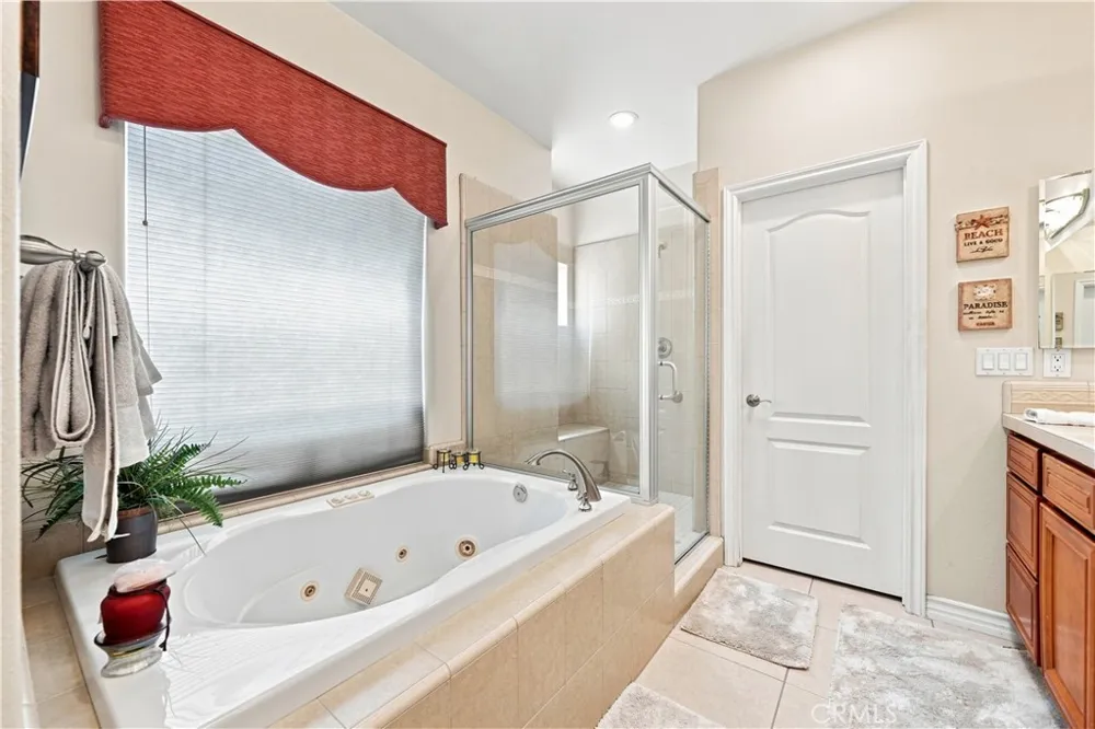 22330 Canyon Lake Dr S Canyon Lake, CA 92587