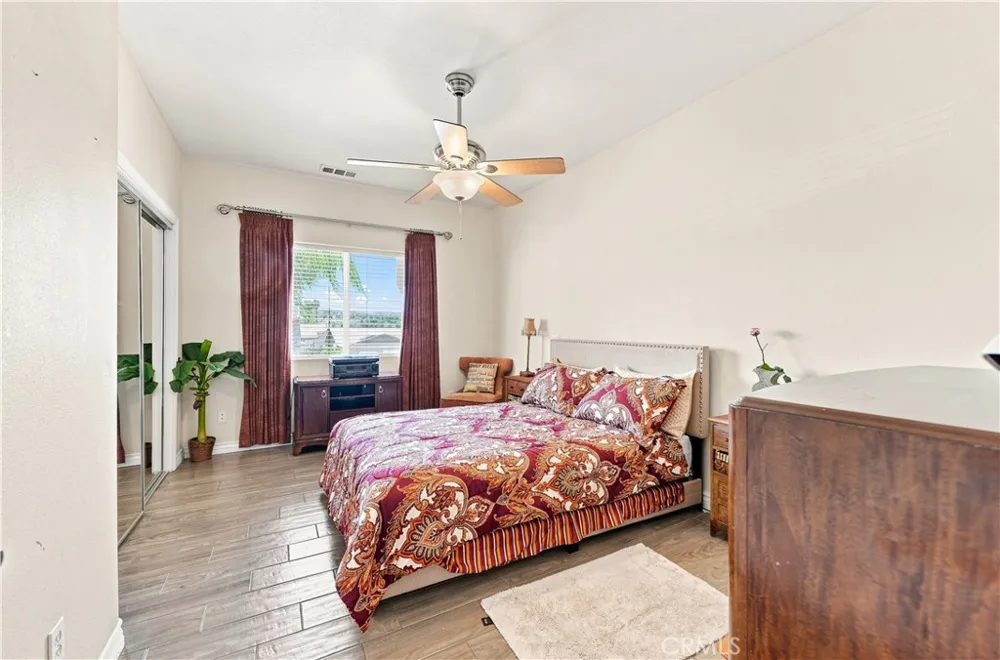 22330 Canyon Lake Dr S Canyon Lake, CA 92587