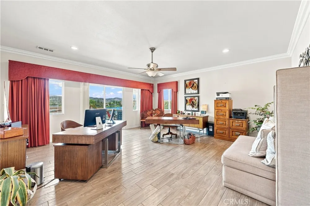 22330 Canyon Lake Dr S Canyon Lake, CA 92587