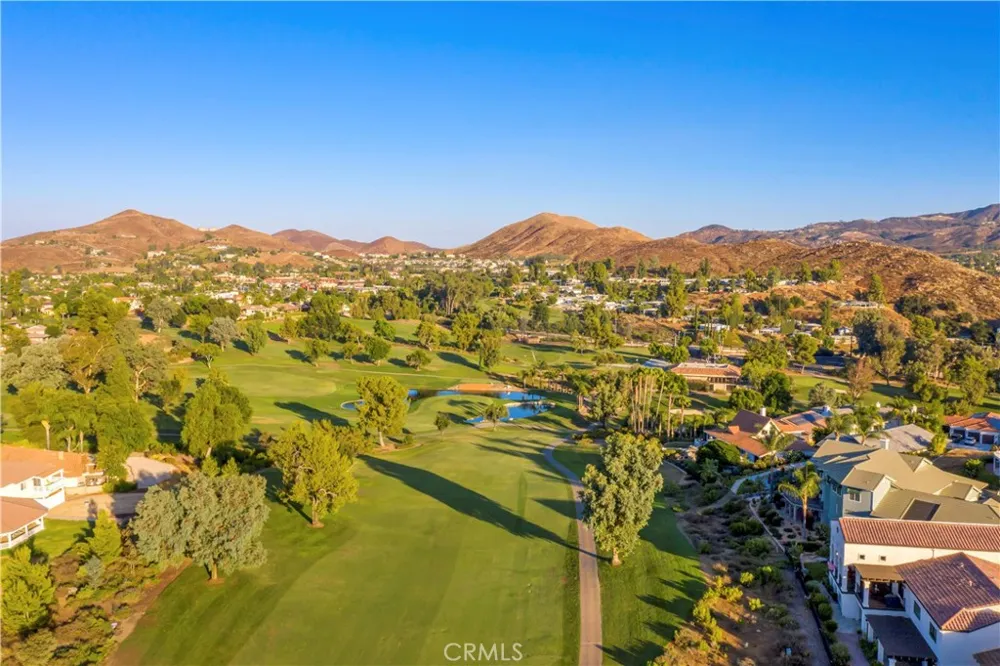 22330 Canyon Lake Dr S Canyon Lake, CA 92587