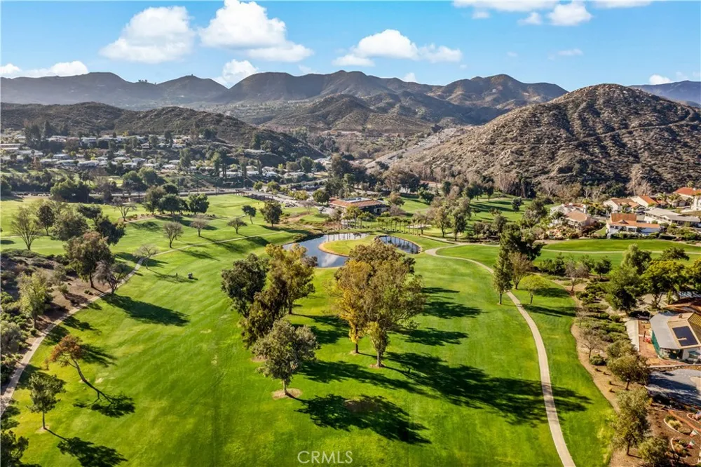 22330 Canyon Lake Dr S Canyon Lake, CA 92587