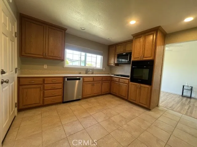 3930 Hillview Road Santa Maria, CA 93455