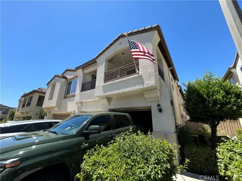 41696 Woodridge Avenue #2