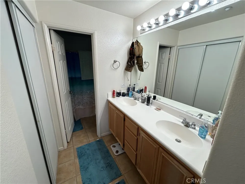41696 Woodridge Avenue #2 Murrieta, CA 92562